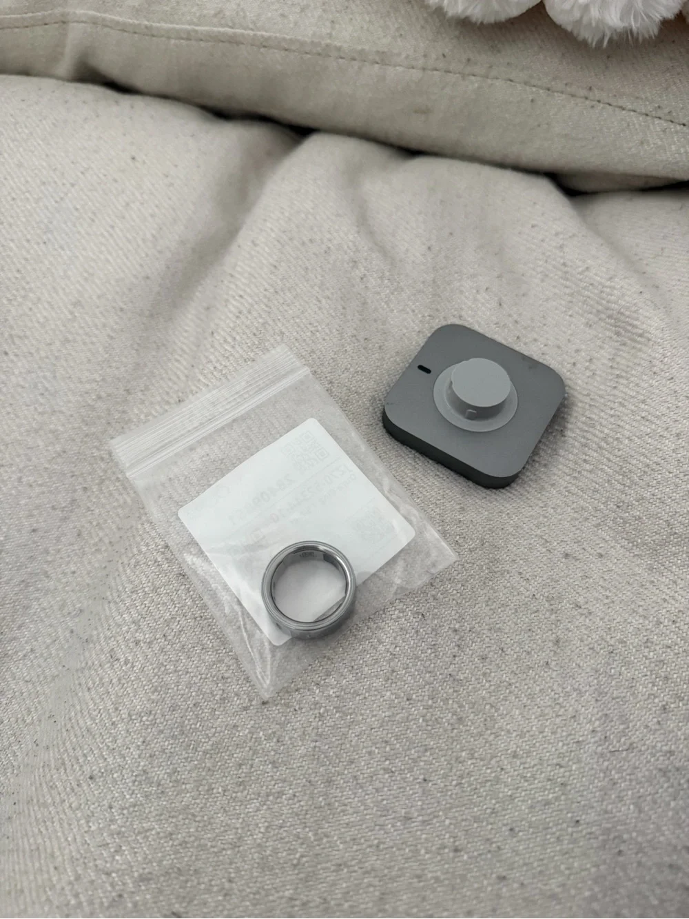 Silver size 10 Oura Ring 4 BRAND NEW